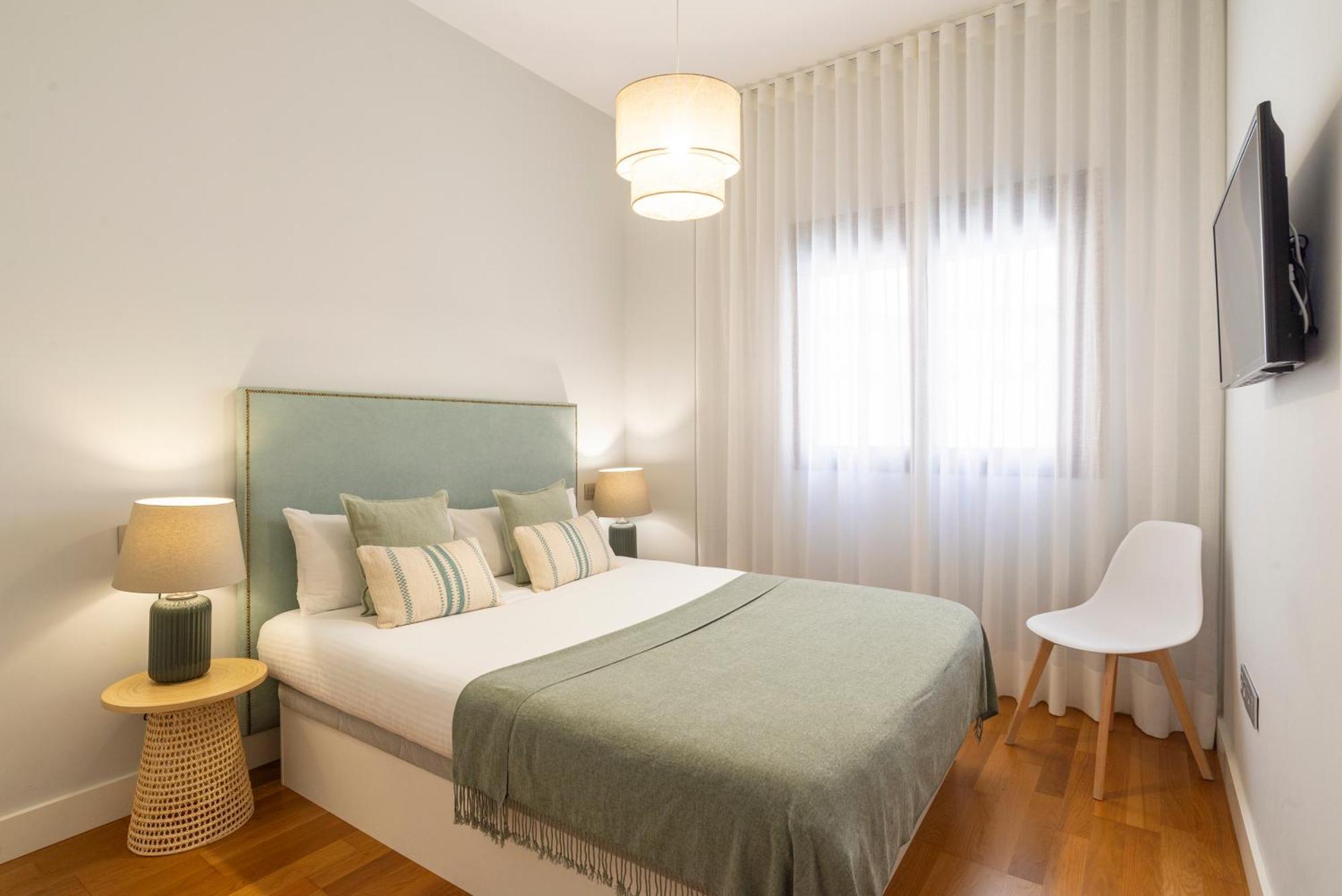 Souviron & Old Town By Ele Apartments Málaga Extérieur photo